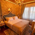 Hotel Cunda Baradiel