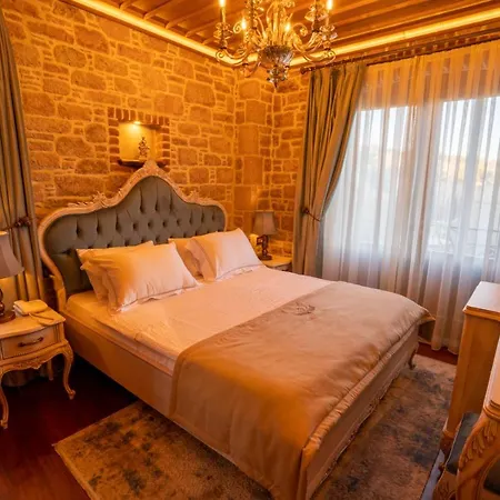 Otel Cunda Baradıel