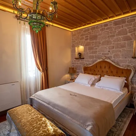 Otel Cunda Baradıel