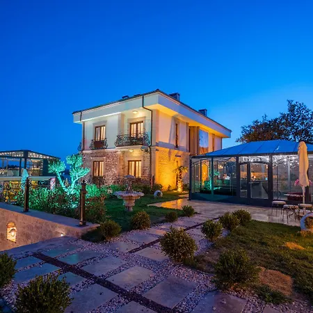 Cunda Baradiel Hotel