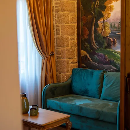 Cunda Baradıel Otel *