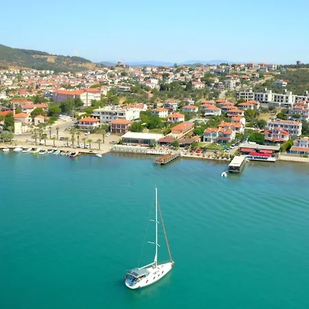 Hotel Cunda Baradiel