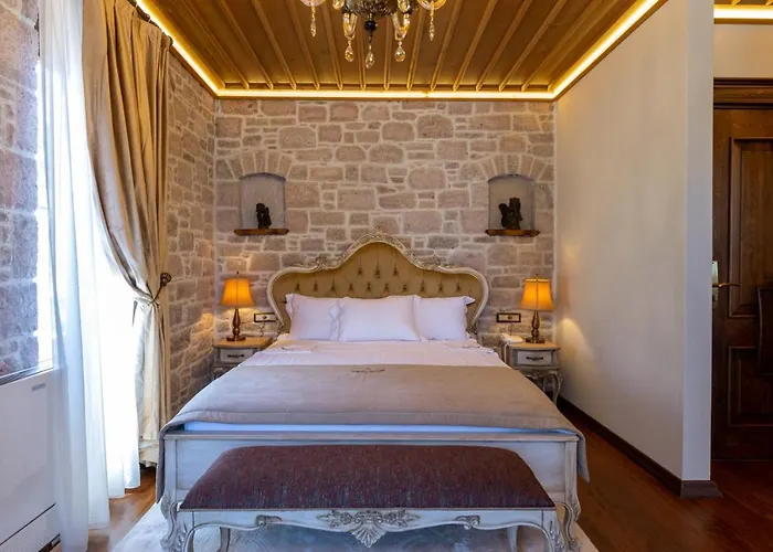 Hotel Cunda Baradiel