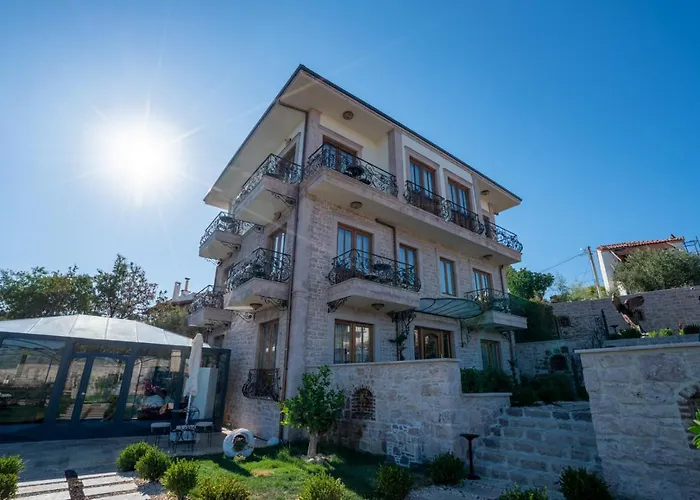 Hotel Cunda Baradiel