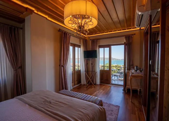 Hotel Cunda Baradiel