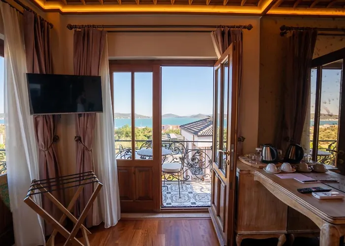 Cunda Baradiel Hotel Ayvalı