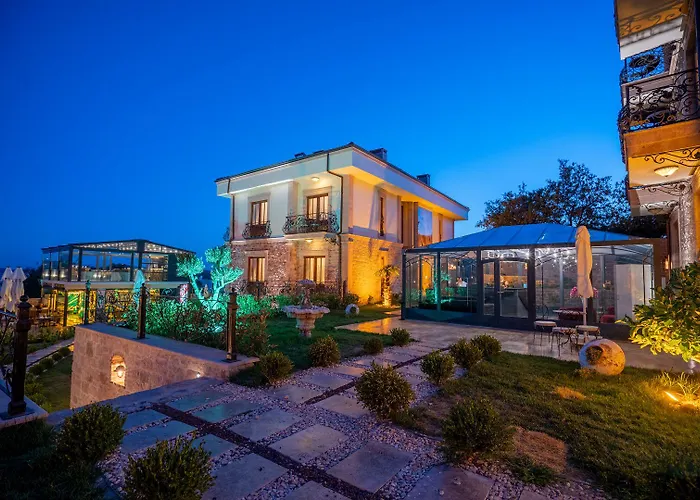 Cunda Baradiel Hotel